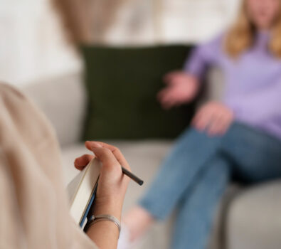 Poradnia leczenia uzależnień w Warszawie – kompleksowa pomoc w walce z uzależnieniem